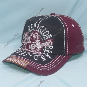 Nón Kết Thêu Chữ True Religion, Mỏ Kết Vá Da Phía Trước Đỏ Thẩm