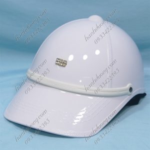Nón Bảo Hiểm Kết Nữ Có Khoét Đuôi Gân Nổi Độc Đáo Trắng