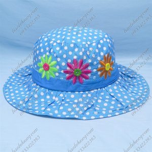 Mũ Vải Trẻ Em 2-4 Tuổi Vòng Đầu 49cm Có 3 Hoa Vành 7 Cm, Đường Kính Đầu 17cm Xanh Dương