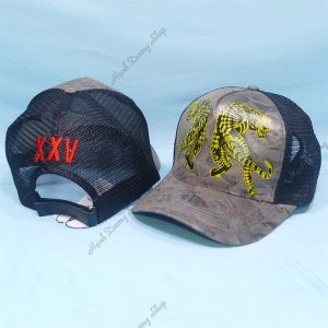 Nón Kết Lưới In Họa Tiết 2 Con Hổ Khóa Dán Xám Đậm