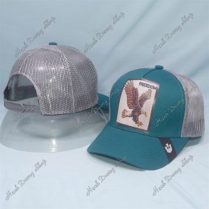 Nón Kết Lưới In Đại Bàng In Chữ Freedom Phía Sau Khóa Nhựa Phía Trong Và Trước Có Tem Vòng Đầu 55-58cm Xanh Cổ Vịt