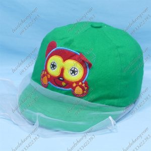 Nón Kết Trẻ Em Mỏ Mềm Cho Bé Từ 1 Tuổi Vòng Đầu 46cm Thêu Con Gấu Có Lưới Che Phía Trước Xanh Lá