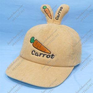 Nón Kết Nhung Dành Cho Trẻ Em 3-7 Tuổi Thêu Củ Cà Rốt Bò Nhạt
