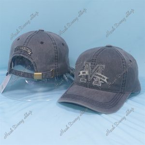 Nón Kết Thêu Chữ M Phía Sau Thêu Chữ EST 1987 Đen